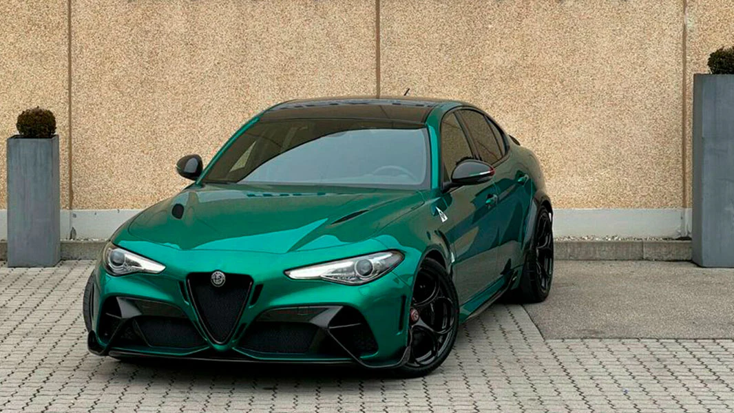 BitCars-alfa-romeo-giulia-gta-buy-with-bitcoin_1500x.webp
