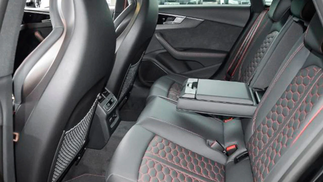 BitCars-audi-rs5-sportback-buy-with-bitcoin4_1500x.webp