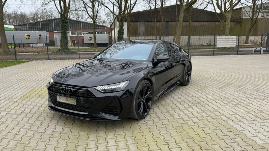 BitCars-audi-rs7-buy-with-bitcoin_1500x.webp