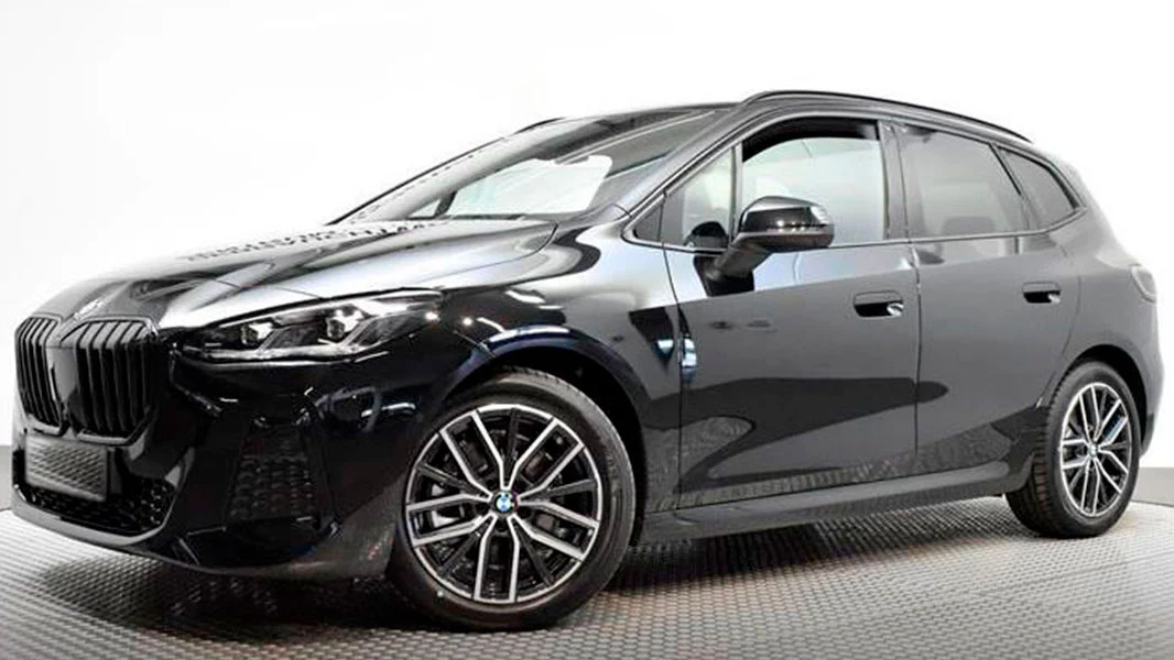 BitCars-bmw-223-active-tourer-223d-buy-with-btc-bitcoin_1500x.webp