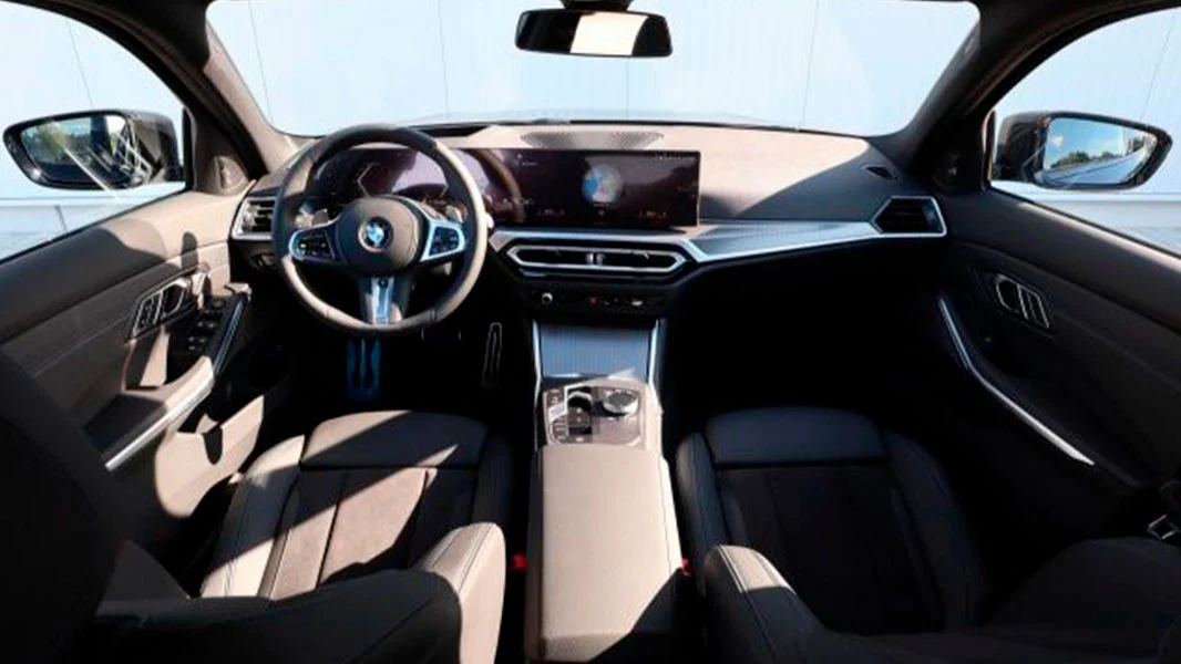 BitCars-bmw-330-i-lci-m-sport-buy-with-bitcoin1_1500x.webp