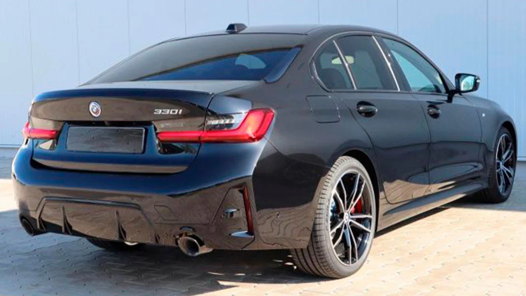 BitCars-bmw-330-i-lci-m-sport-buy-with-bitcoin2_1500x.webp