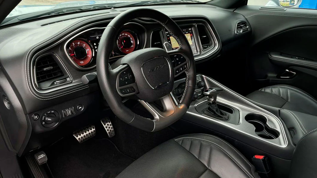 BitCars-dodge-challenger-srt-inside-buy-with-bitcoin_8d376b23-6061-4df0-bca5-99904efd2d24_1500x.webp