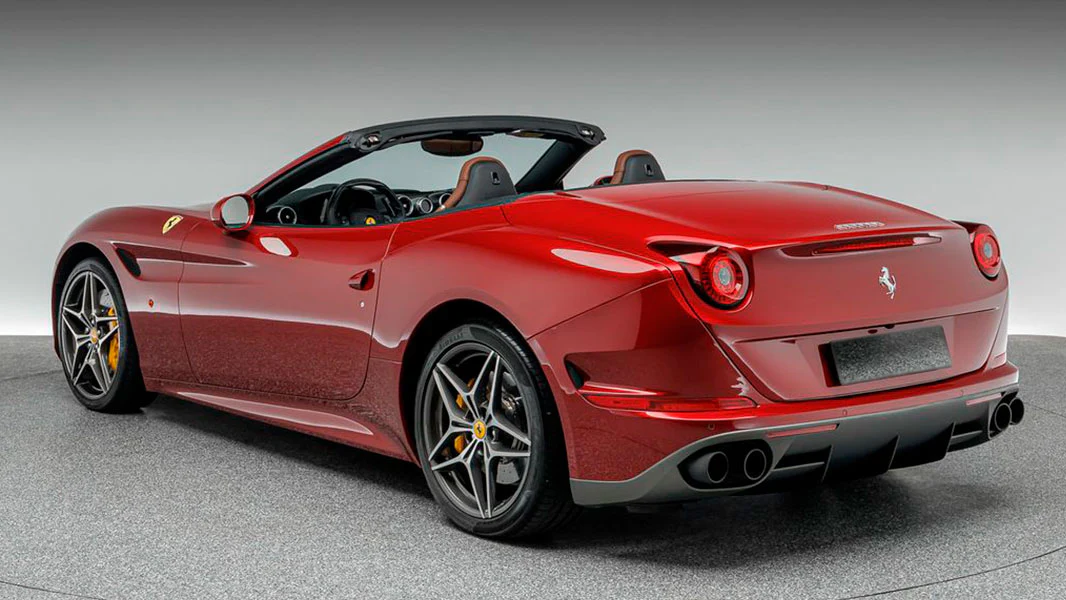 BitCars-ferrari-california-t-back-buy-with-bitcoin_1500x.webp
