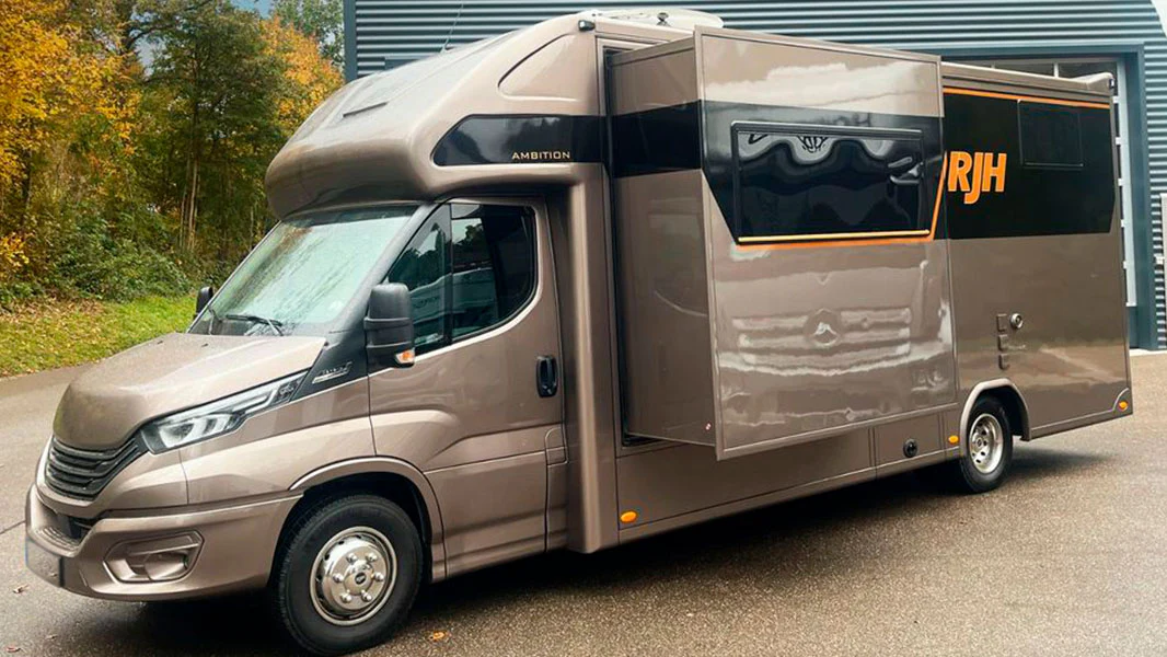 BitCars-iveco-rjh-ambition-buy-with-btc-bitcoin_1500x.webp