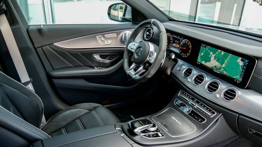 BitCars-mercedes-benz-e-63-s-amg-4m-inside-buy-with-bitcoin_1500x.webp