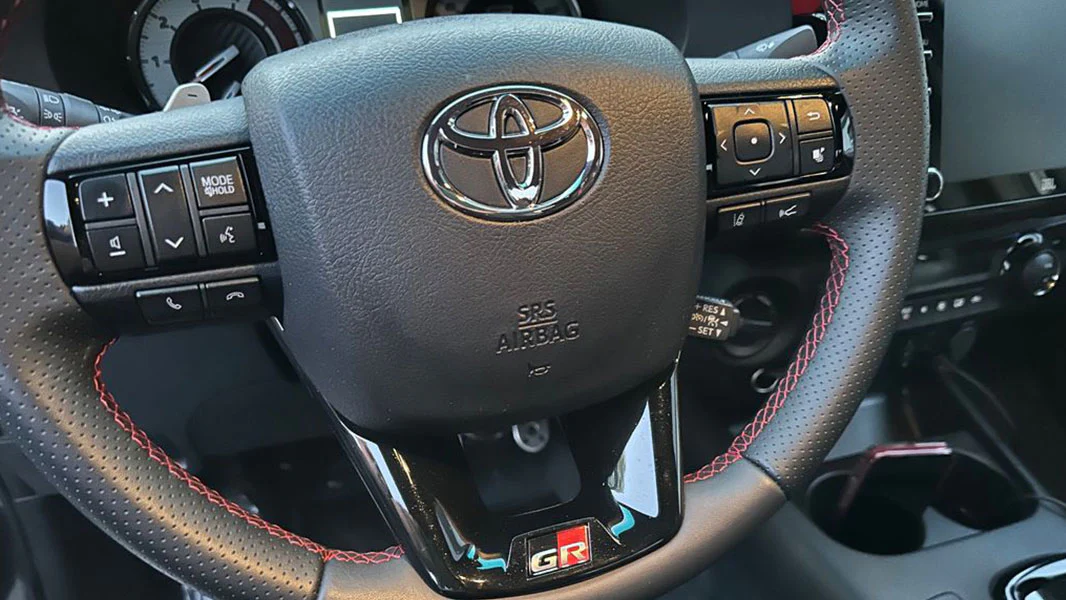 BitCars-toyota-hilux-buy-with-btc-bitcoin5_1500x.webp