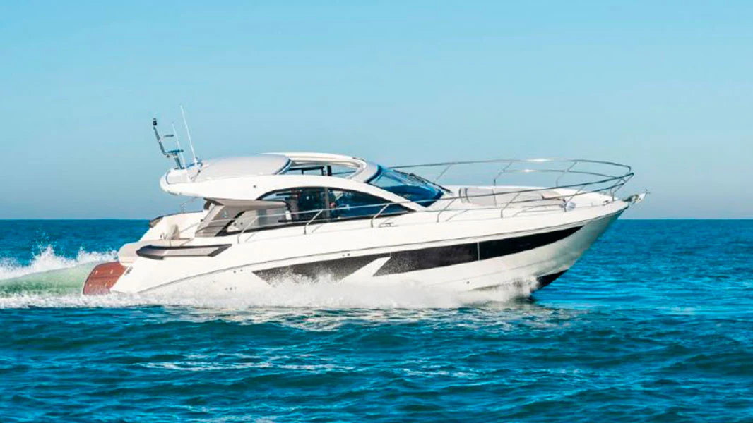 BitCars-yacht-beneteau-gran-turismo-41-buy-with-bitcoin_1500x.webp