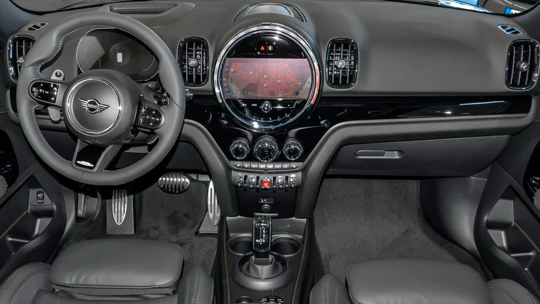 buy-mini-john-cooper-works-countryman-with-bitcoin_5_1500x.webp